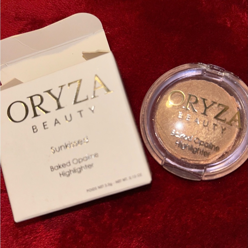 ❌ GIFTED ❌ORYZA Sunkissed Highlighter ☀️